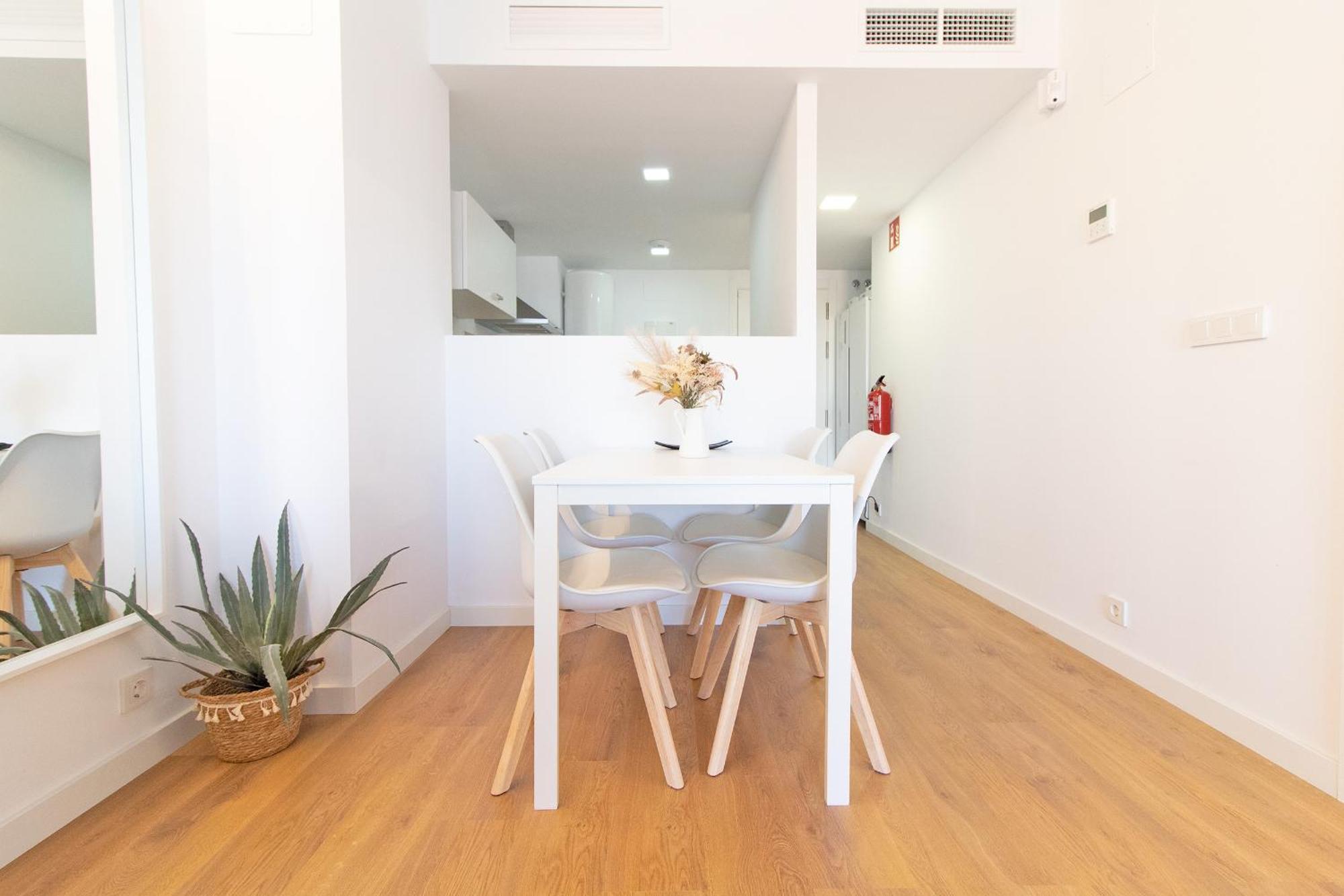 Global Properties, Moderno Con Piscina Y Terraza En La Playa De Canet *