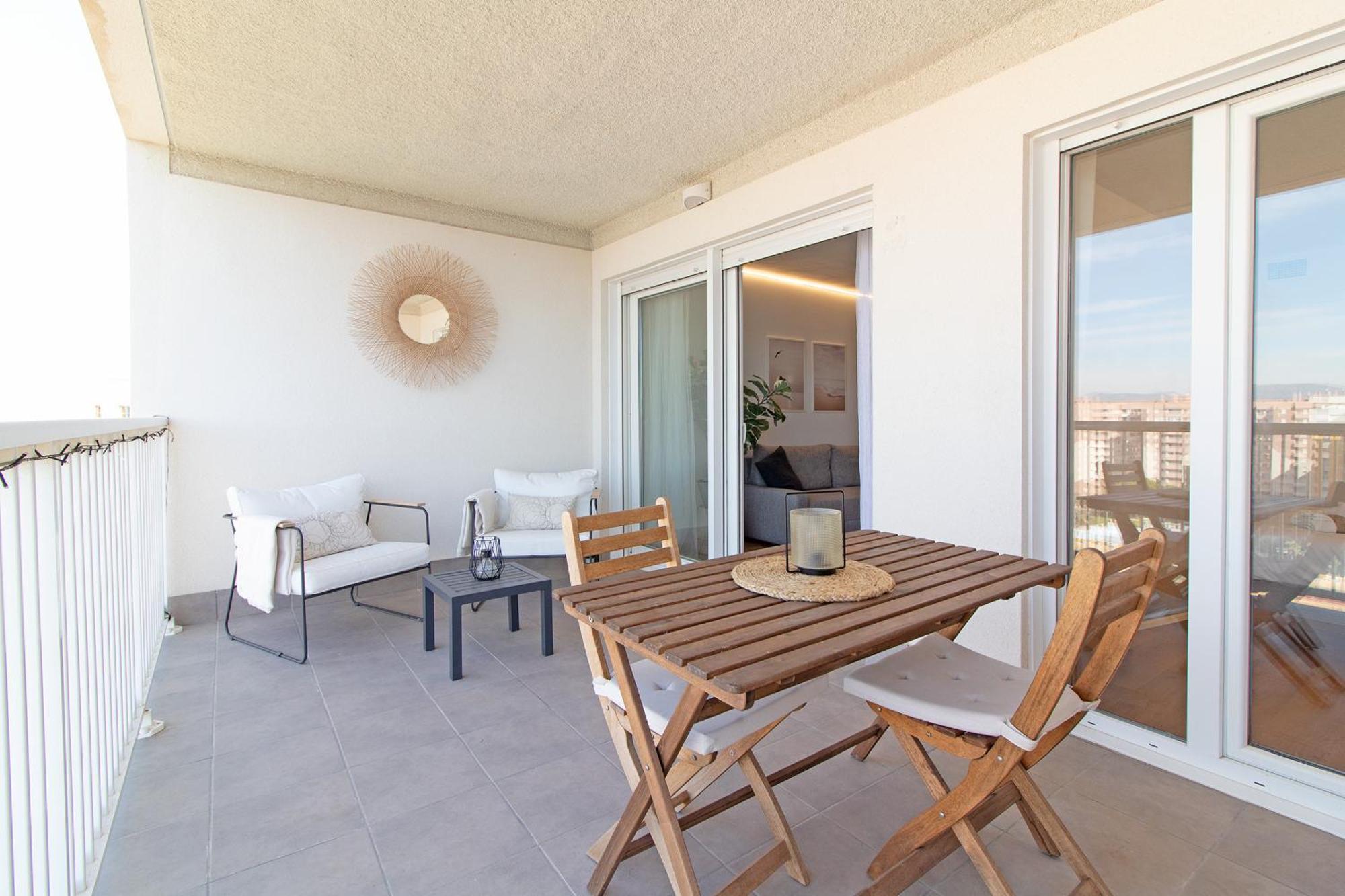 Global Properties, Moderno Con Piscina Y Terraza En La Playa De Canet *